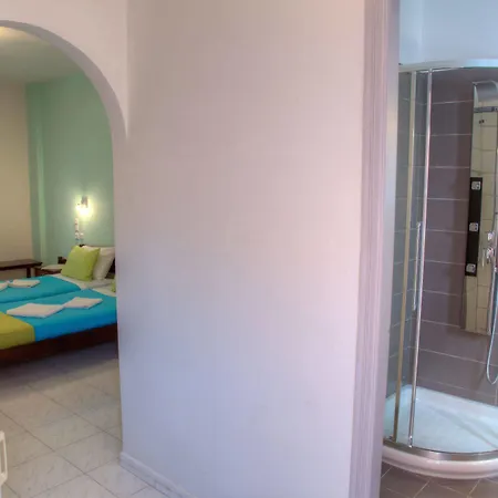 Apartament Mare *